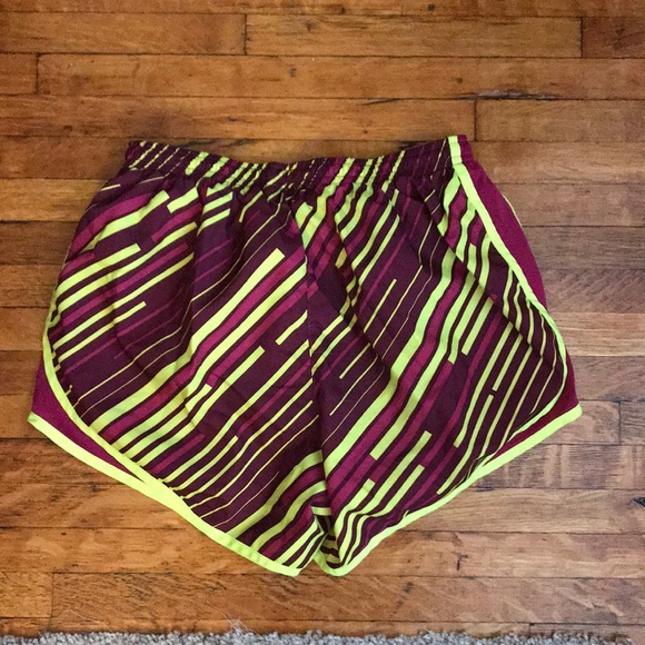 NWOT Nike Tempo Shorts - Picture 5 of 5